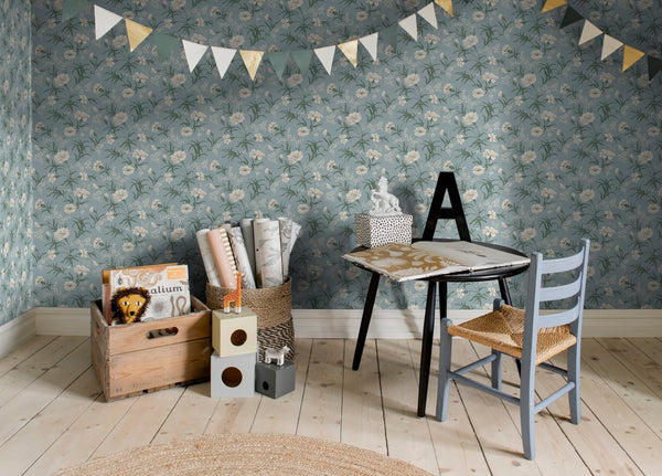 Emilie Wallpaper in Sky Blue