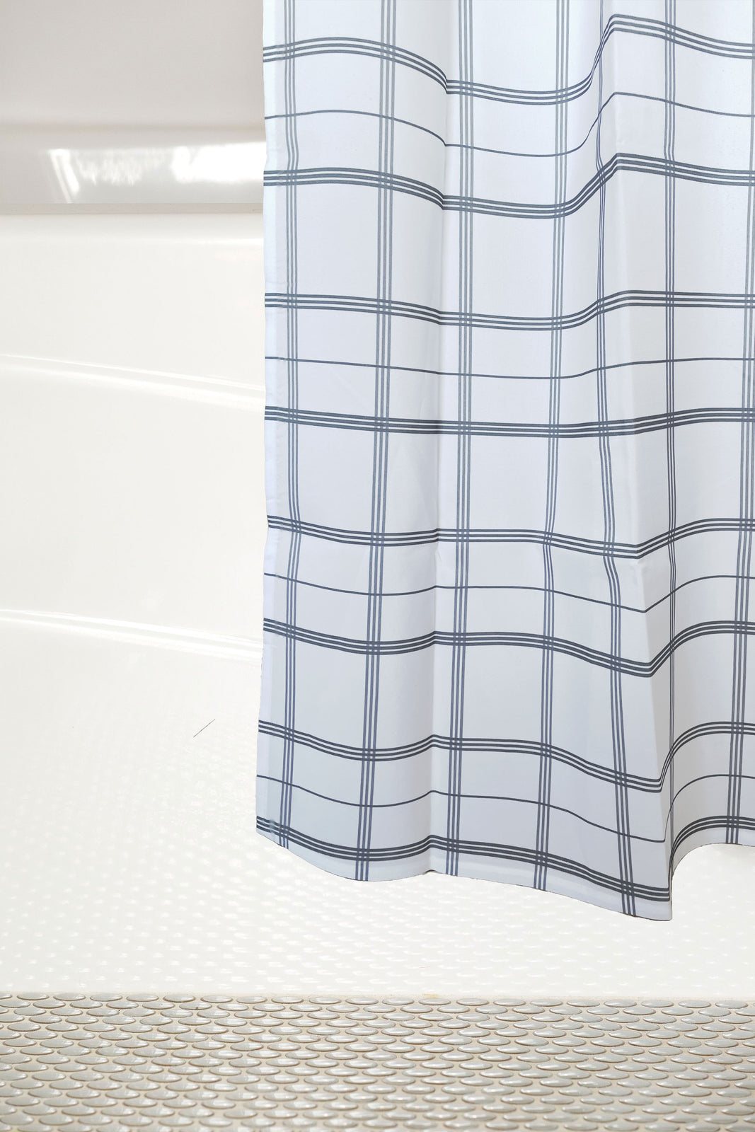 Linden Plaid Shower Curtain in Charcoal