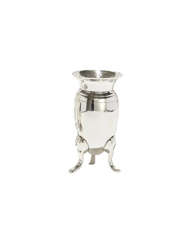 Queen Anne's Vase - II