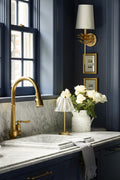 Maria Sconce in Gold