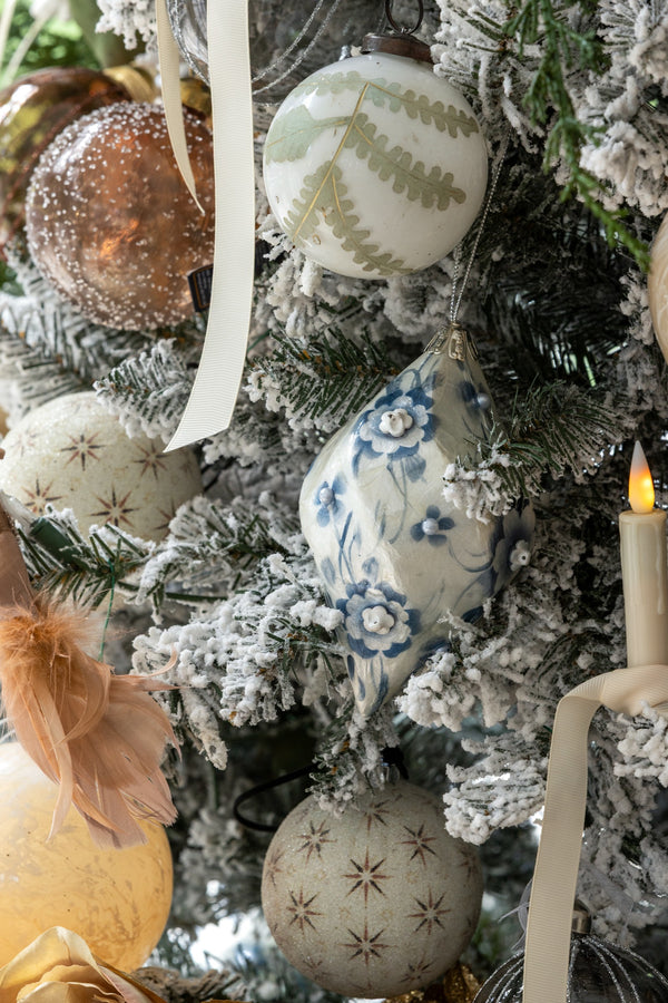 Cream Beaded Star Ornament