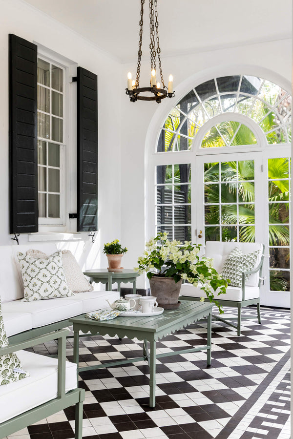 Ruffle Edge Pillow in Sand Greenwich Floral