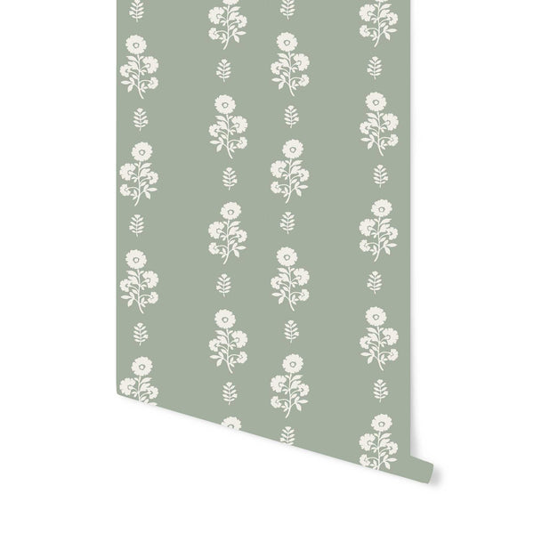 Chloe Floral Wallpaper in Willow