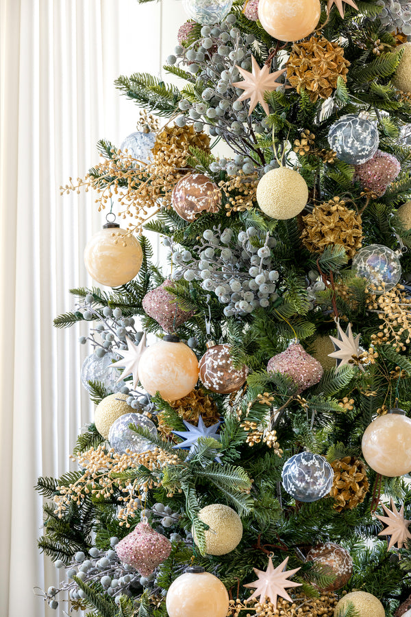 Winter Vine Ornament in Blush