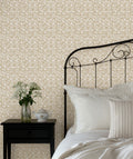 Jo Floral Wallpaper in Natural