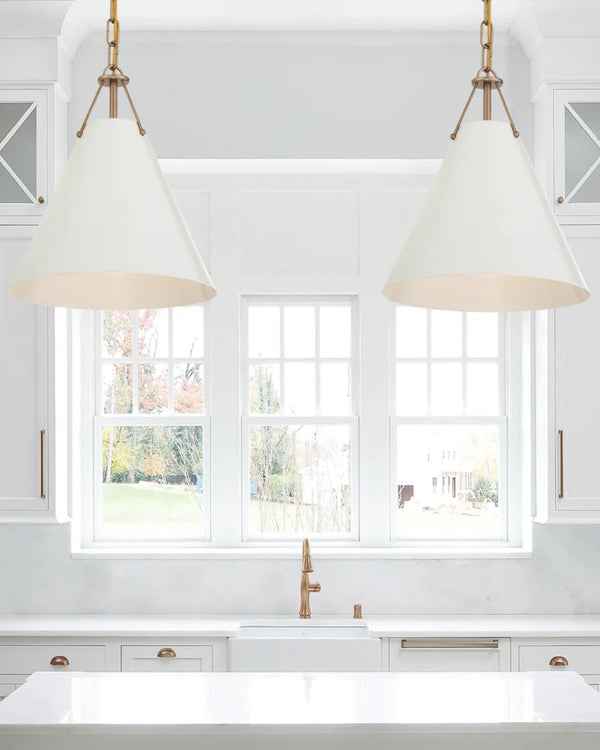 Ezra Pendant in White