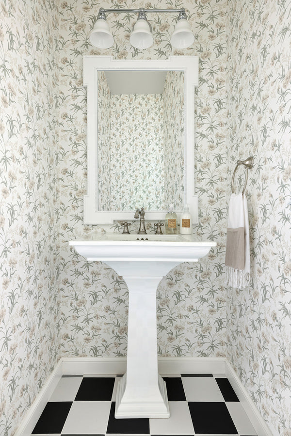 Emilie Wallpaper in Spring Green