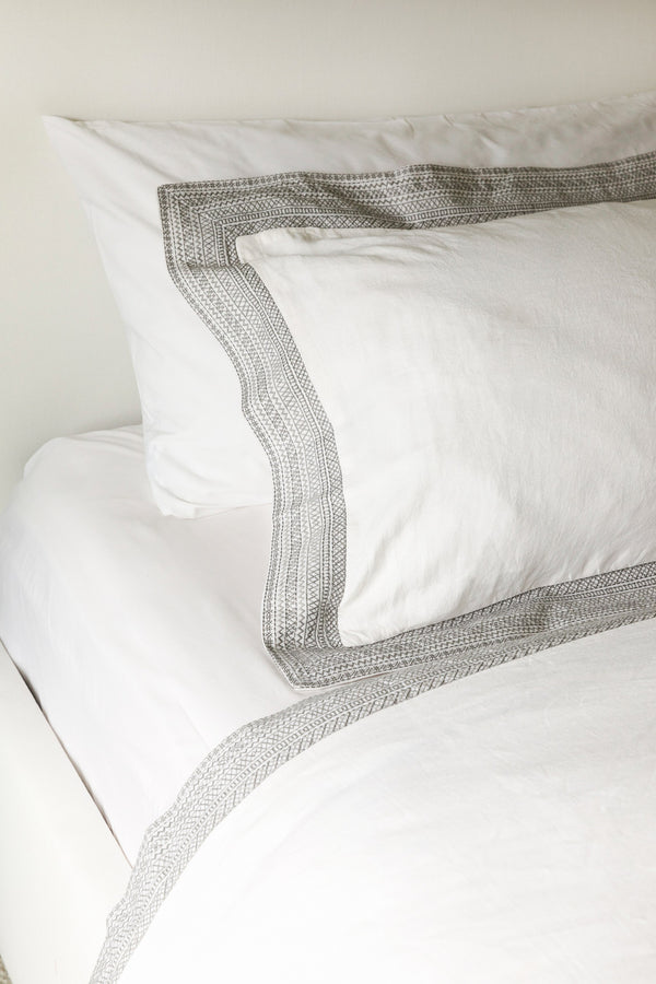 Paloma Duvet Cover in Fog