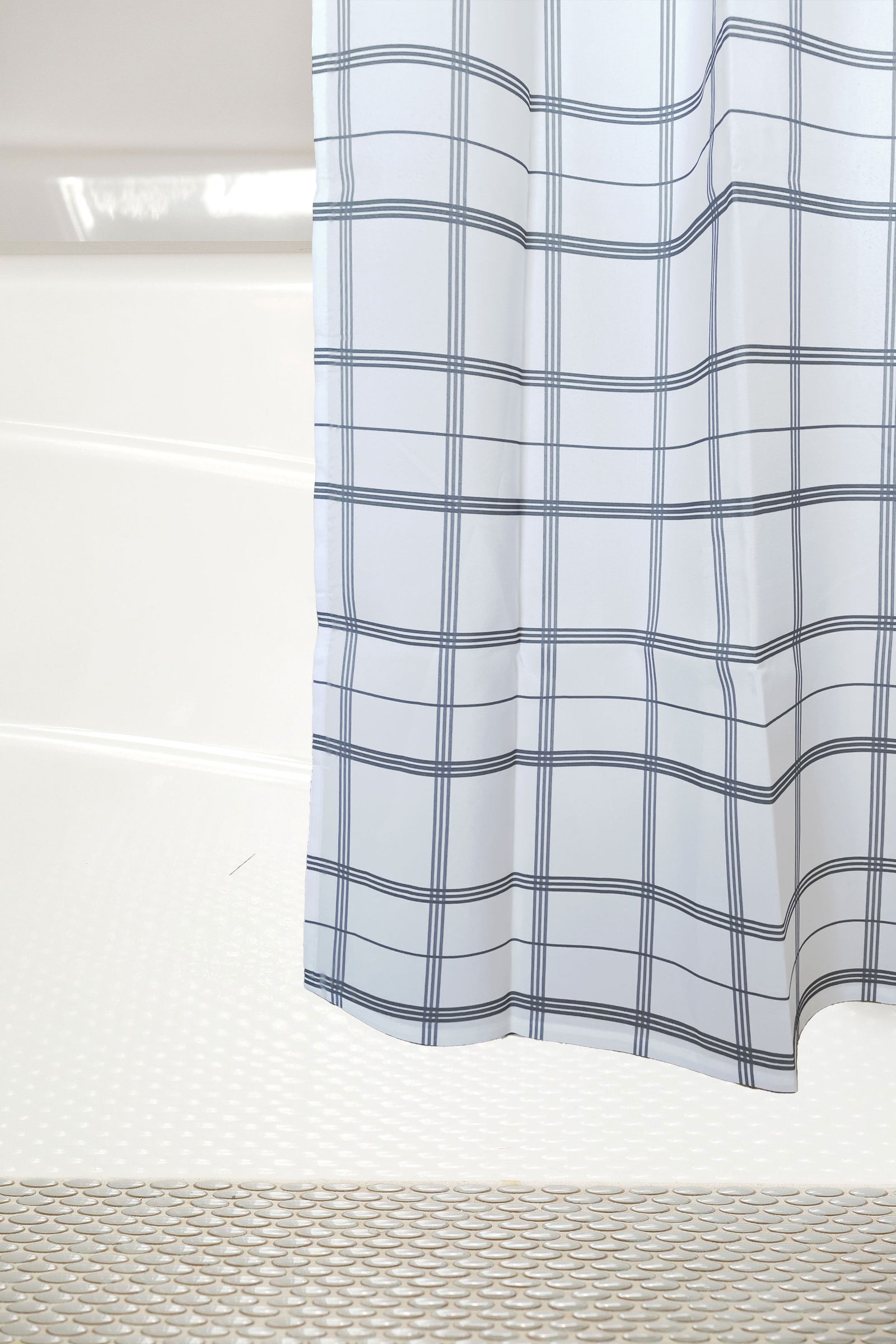 Linden Plaid Shower Curtain in Charcoal