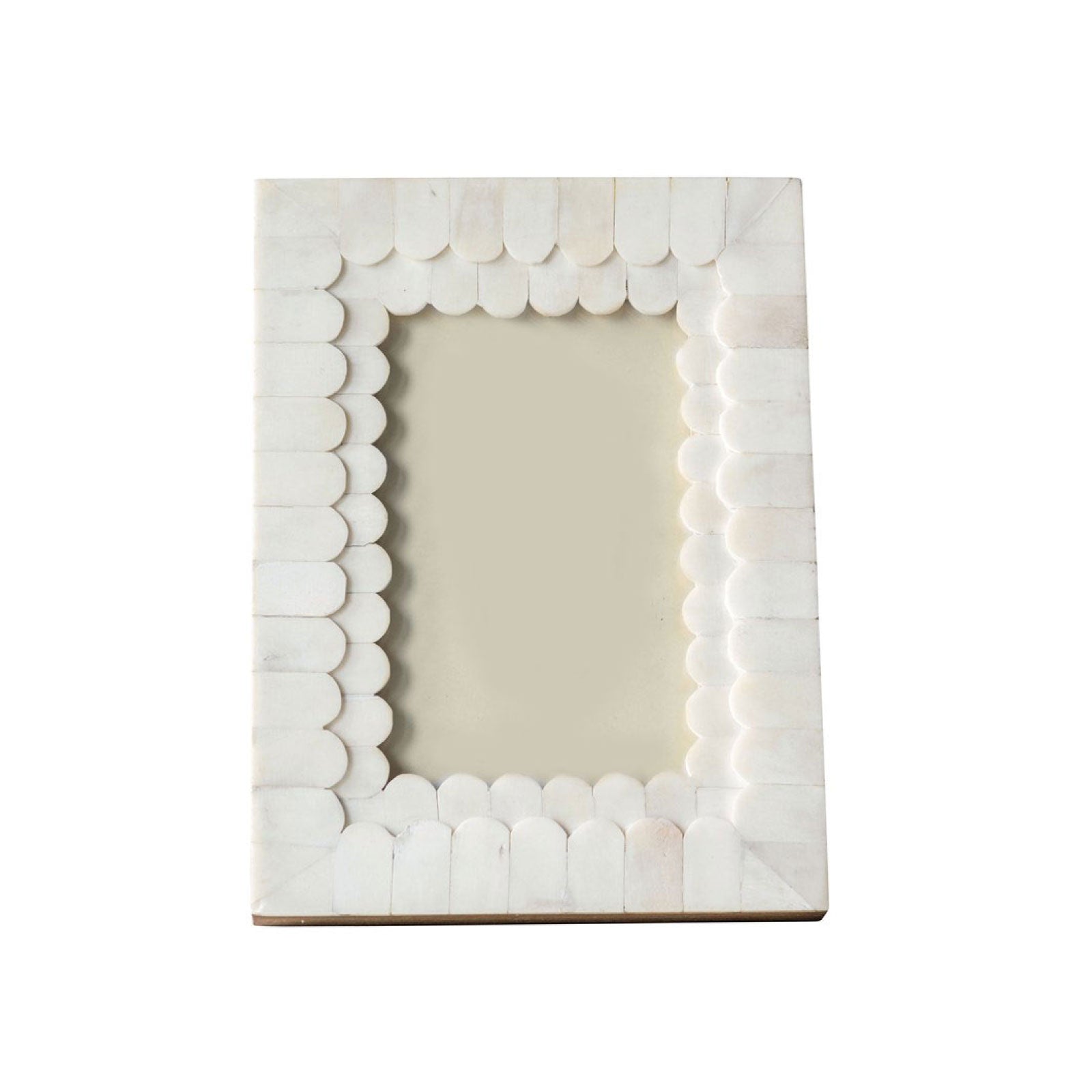 Scalloped Bone Frame